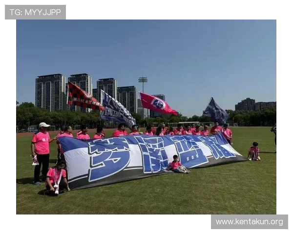 千亿球友会网站提供丰富的足球社区活动增强球迷之间的互动体验 千亿球友会网站提供丰富的足球社区活动增强球迷之间的互动体验